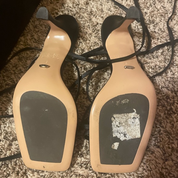 Tony Bianco, Size 6 - Picture 3 of 5